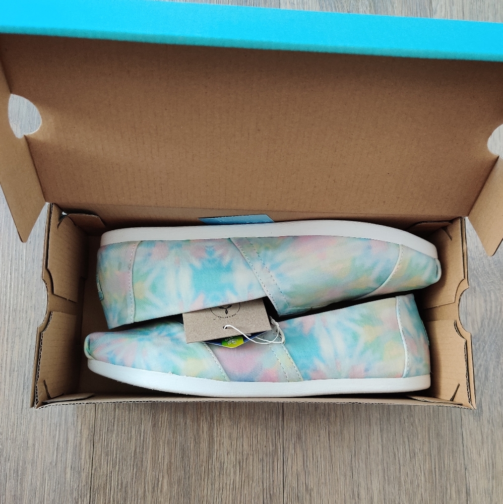 TOMS Alpargata Multicolored Pastel Tie Dye Slip On Canvas Sneaker - Picture 9 of 13